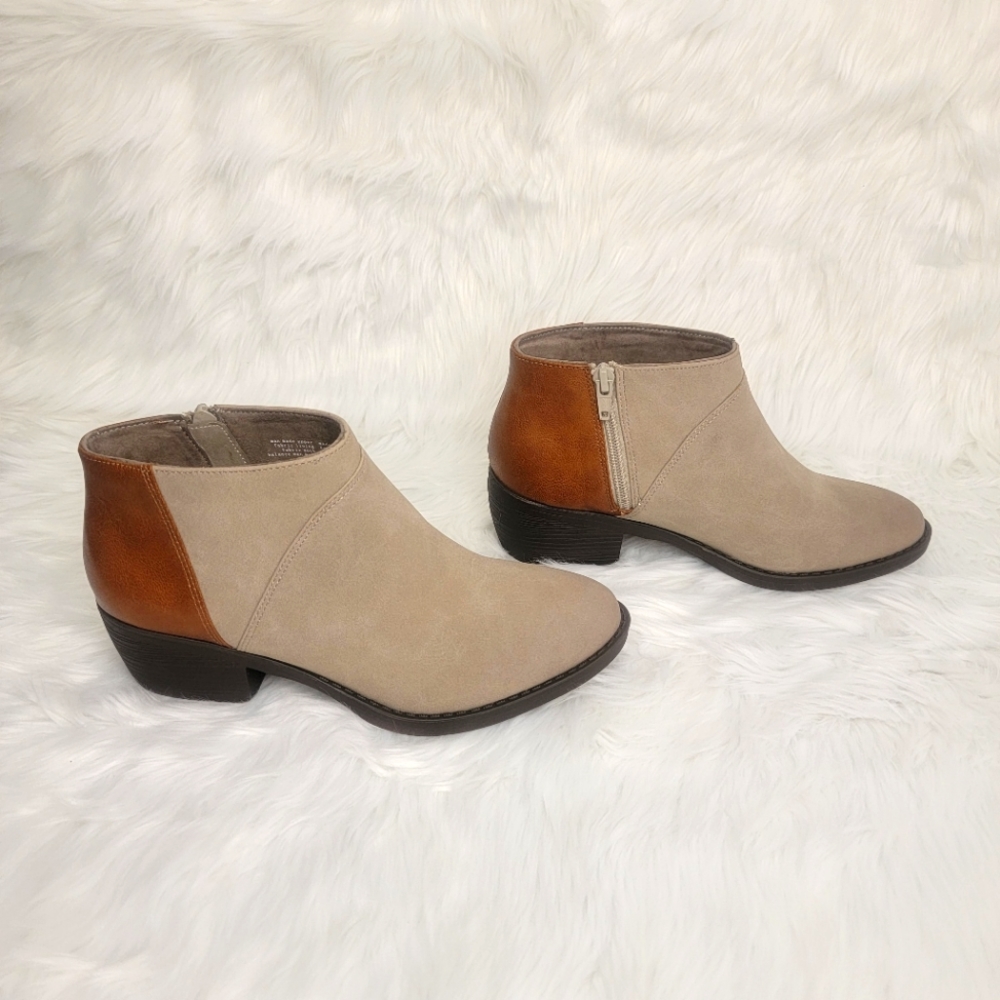 Taupe ankle boots.
